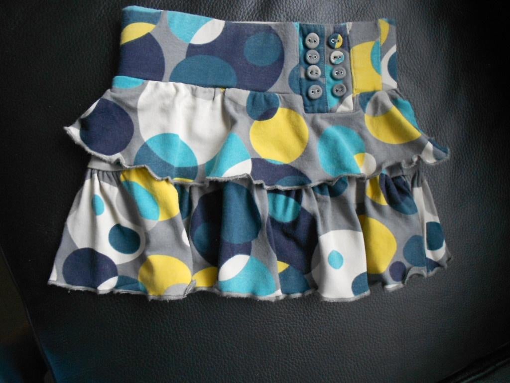 rokje in lagen mt 104 + GRATIS gele collants, Kinderen en Baby's, Kinderkleding | Maat 104, Gebruikt, Meisje, Ophalen of Verzenden