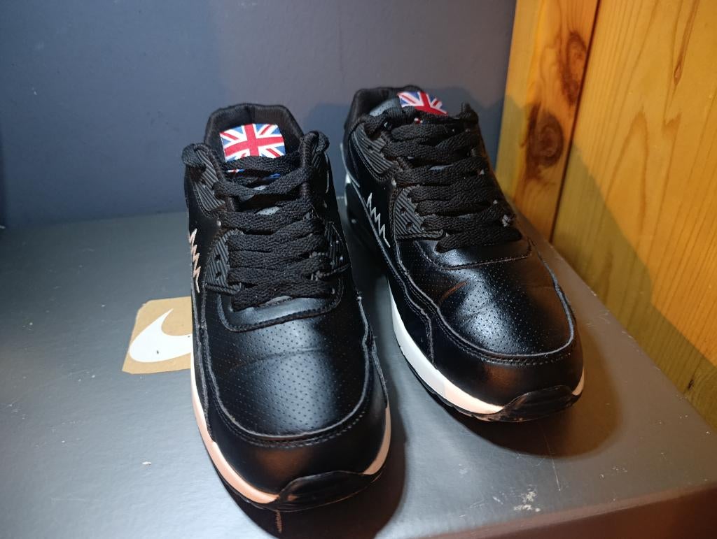 Basket de sport femme taille 39, Enlèvement, Comme neuf, Chaussures