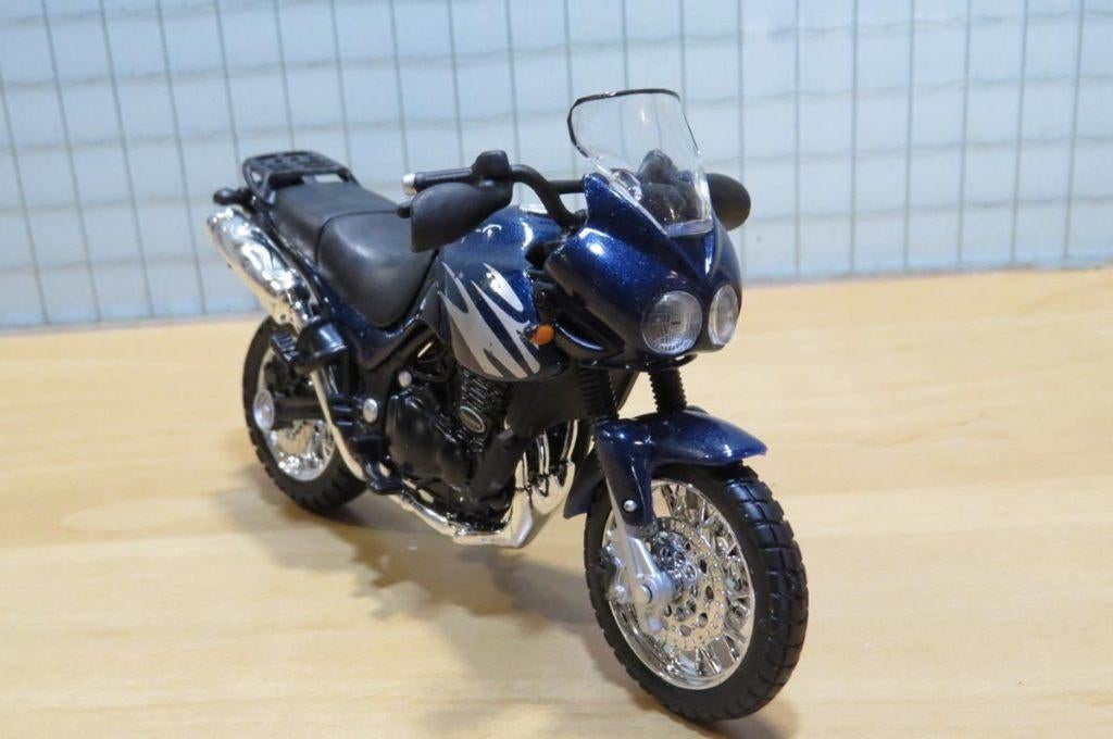 Triumph Tiger 1:18 blister, Ophalen of Verzenden, Nieuw, Motor, Maisto