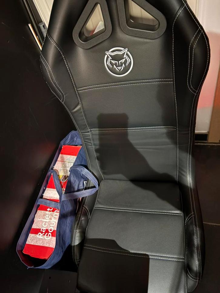 Siège gaming, Games en Spelcomputers, Spelcomputers | Overige Accessoires, Zo goed als nieuw, Ophalen