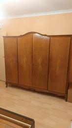 Grande garderobe en bois style ancien, Maison & Meubles, Enlèvement