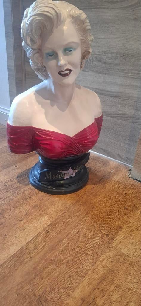 Beeld buste Marilyn Monroe., Ophalen, Beeld
