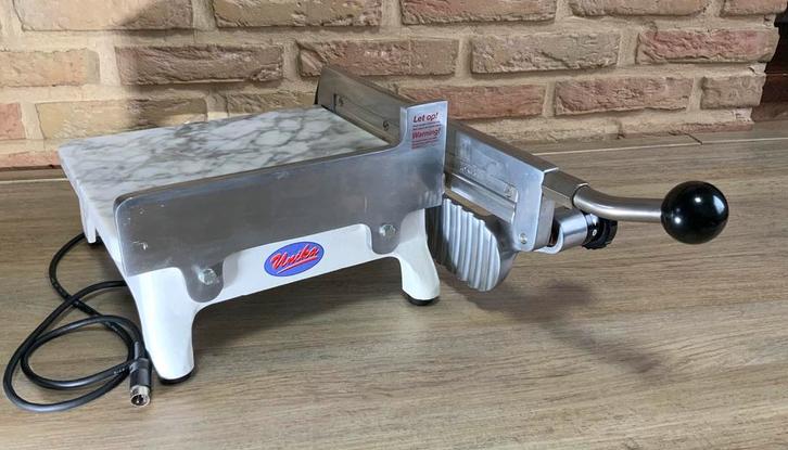 Professionele kaassnijder / kaaskapper verwarmd UNIKA BOSKA, Articles professionnels, Horeca | Équipement de cuisine, Enlèvement