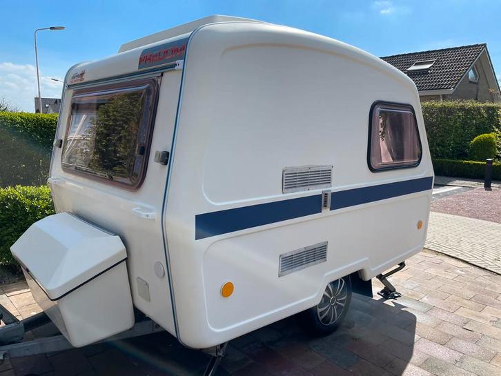 Prachtige Predom geheel polyester,hefdak,kentekenvrij, Caravans en Kamperen, Caravans, Particulier, Predom, Hefdak, Ophalen