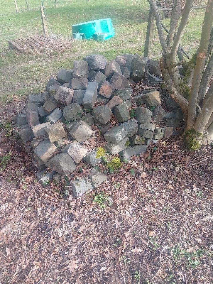 Lot de pavés de rue, Tuin en Terras, Tegels en Klinkers, Zo goed als nieuw, Overige typen, Overige materialen, Ophalen