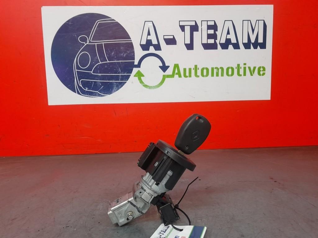 CONTACTSLOT + SLEUTEL Renault Twingo II (CN) (7701208408), Auto-onderdelen, Overige Auto-onderdelen, Renault, Gebruikt