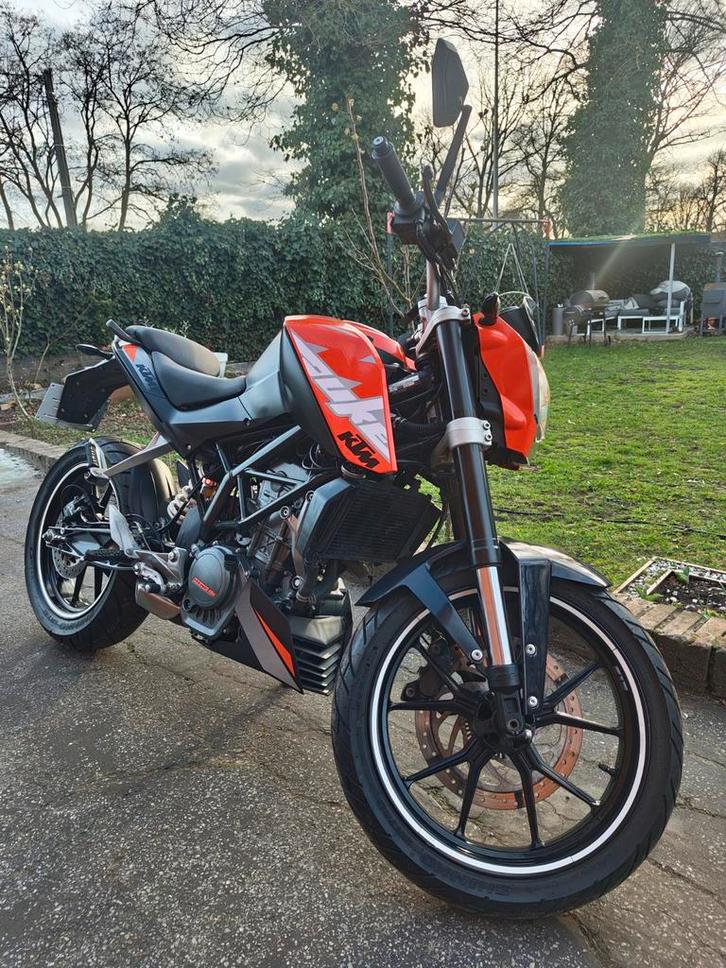 KTM Duke 125cc - 9 000 km - 2015, Motos, Motos | Ducati, Particulier, Enlèvement