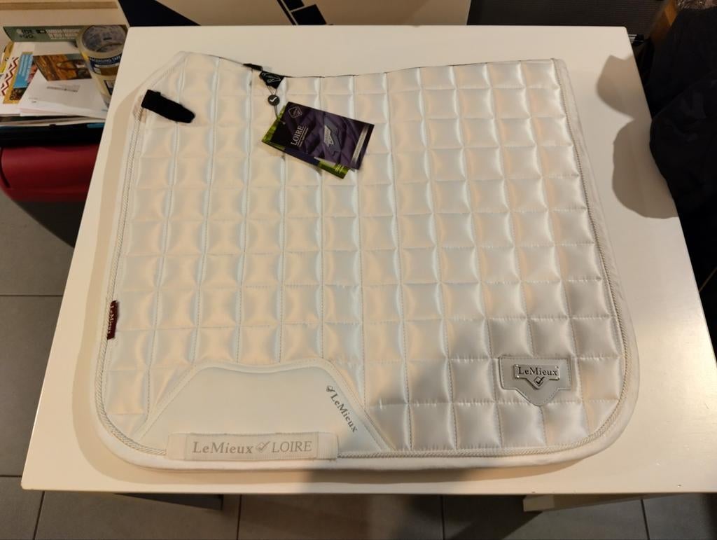 Dekje lemieux loire full dressuur wit, Tapis de dressage, Enlèvement ou Envoi, Blanc, Lemieux