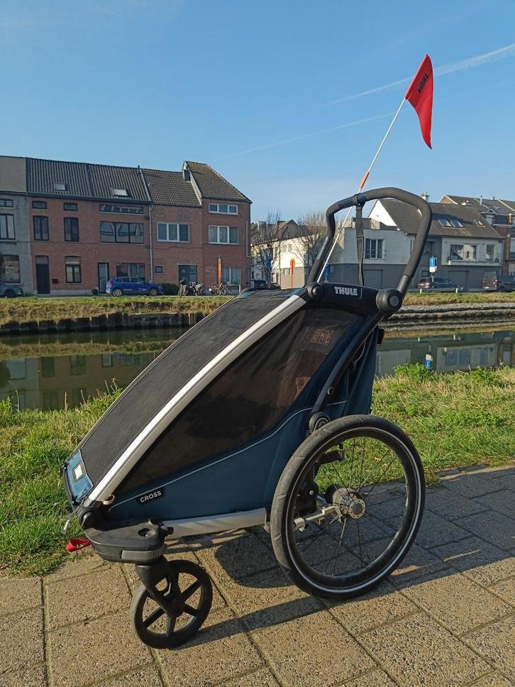 Thule Chariot Cross fietskar + infant sling hangmat, Fietsen en Brommers, Fietsaccessoires | Aanhangwagens en Karren, Gebruikt