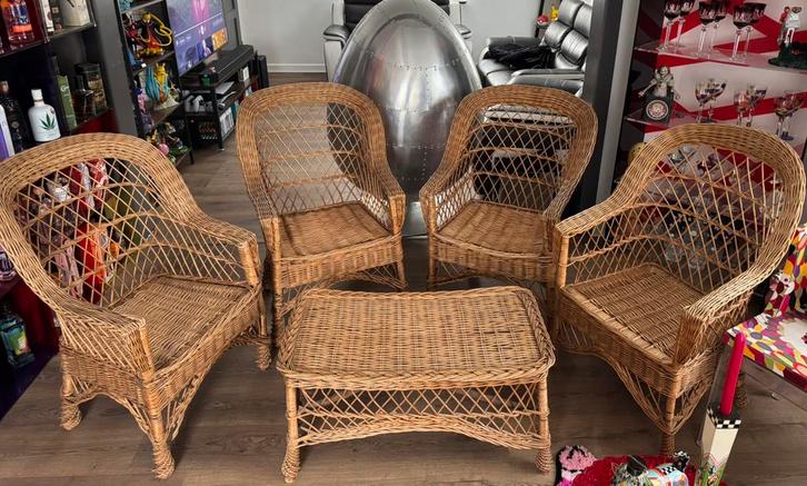 Ensemble de salon vintage en rotin 4 Fauteuils chaises table, Huis en Inrichting, Stoelen, Zo goed als nieuw, Eén, Ophalen of Verzenden