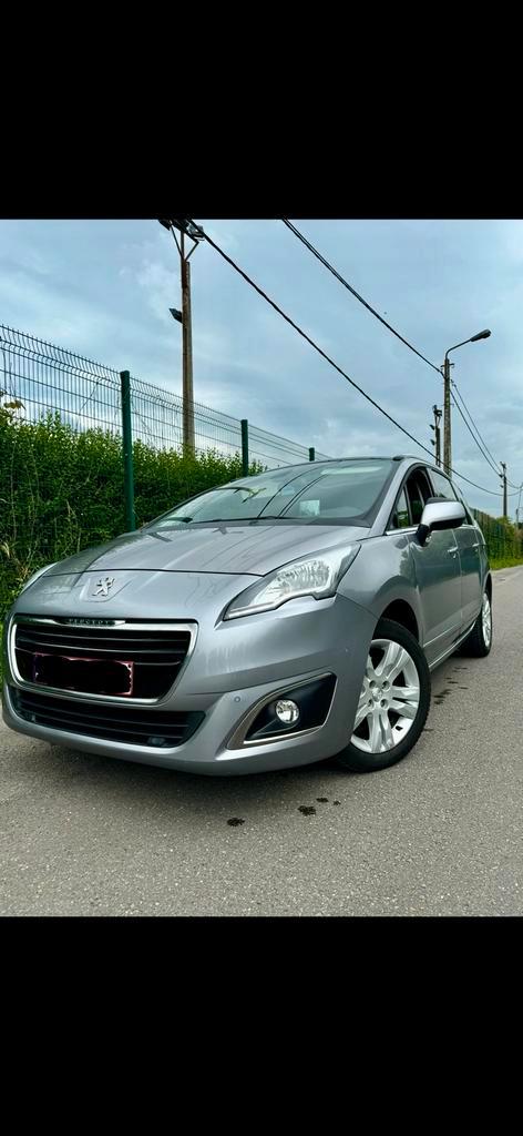 Peugeot 5008 euro 6b, Autos, Peugeot, Particulier, Toit panoramique, Diesel, Euro 6, MPV ou Monospace, 5 portes, Automatique, Argent ou Gris