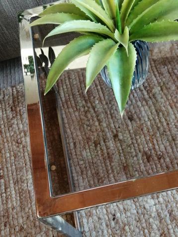 vintage salontafel beschikbaar voor biedingen