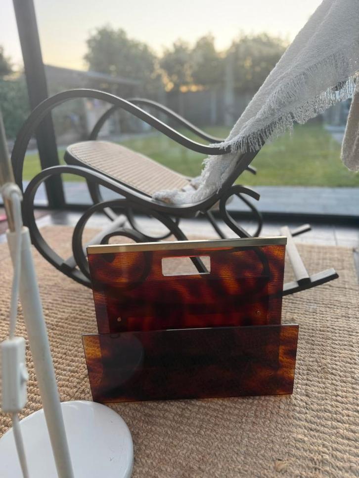 Michel Dumas - Design gefumeerde plexi kranten/magazinehoude, Antiek en Kunst, Kunst | Designobjecten, Ophalen of Verzenden