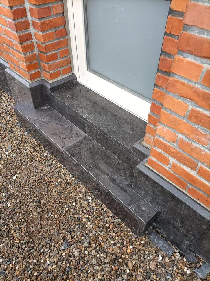 Dorpels en venstertabletten in blauwe steen diverse maten, Doe-het-zelf en Bouw, Plinten en Afwerking, Nieuw, Vensterbanken, Hardsteen