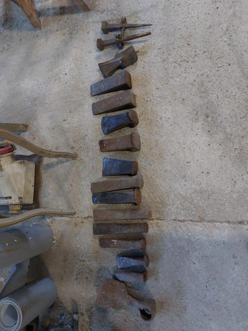 Kliefbeitels en grondpennen voor het harden van zeisen, Doe-het-zelf en Bouw, Gereedschap | Handgereedschap, Gebruikt, Ophalen