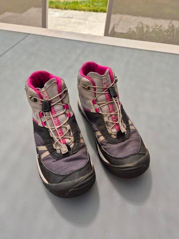 Wandelschoenen meisje beschikbaar voor biedingen