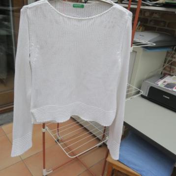 Sweater gebreid wit United colors of Benetton mt 40
