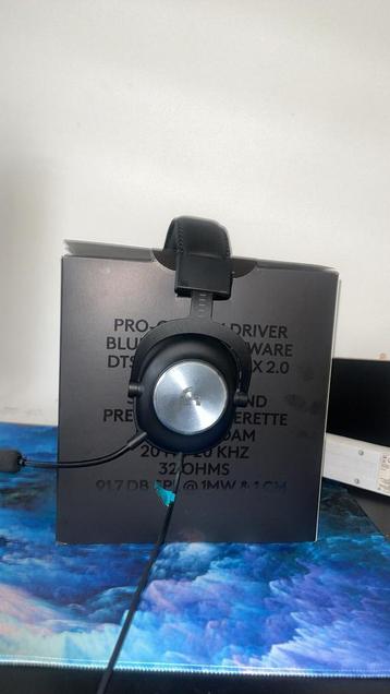 Logitech pro x headset in perfecte staat beschikbaar voor biedingen
