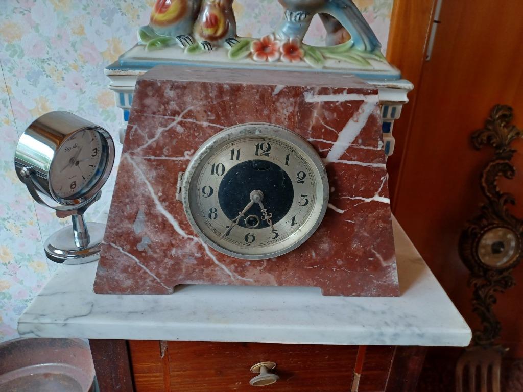 Klok uit marmer, Enlèvement