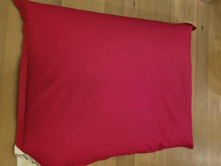 Zitzak 'Sit on It' in Fushia, Huis en Inrichting, Zitzakken, Gebruikt, Zitzak, Overige kleuren, Ophalen