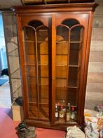 Vitrinekast, tv kast dressoir in rode kerselaar, Ophalen, Zo goed als nieuw