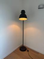 Staande lamp IKEA - HEKTAR, Huis en Inrichting, Ophalen, Zo goed als nieuw, Industriële stijl, Metaal