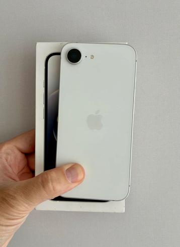 iPhone 16e 256gb, NIEUWE staat, factuur, gehard glas beschikbaar voor biedingen