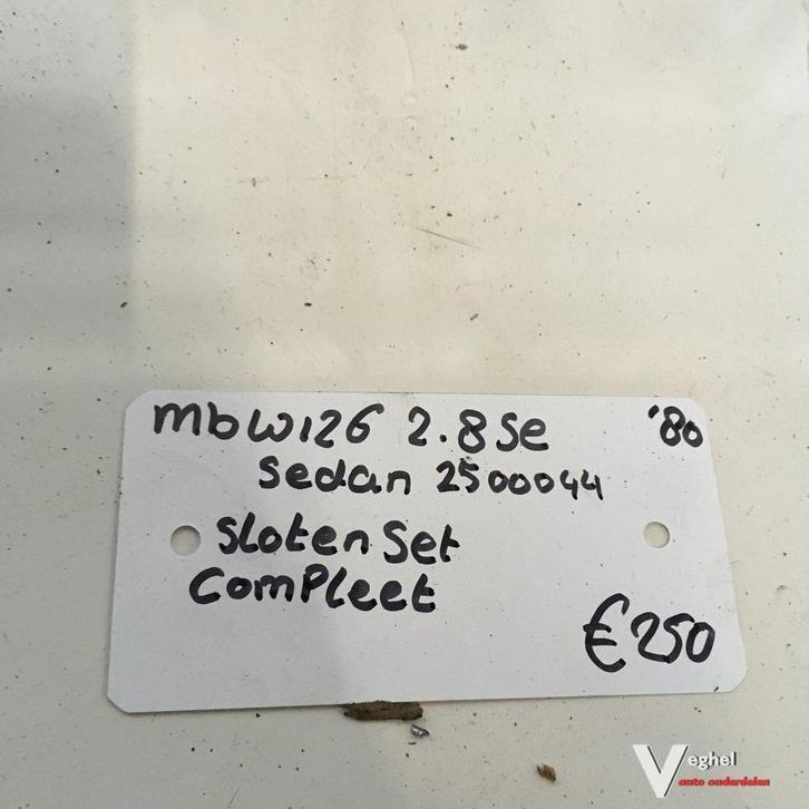 Mercedes W126 280 SE 1980 Sedan  Wagennr 2500044  Slotenset, Auto-onderdelen, Carrosserie, Gebruikt, Ophalen of Verzenden