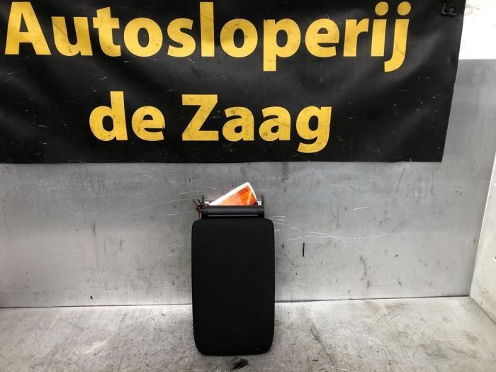Armleuning van een Volkswagen Golf, Auto-onderdelen, Interieur en Bekleding, Volkswagen, Gebruikt, 3 maanden garantie, Ophalen of Verzenden