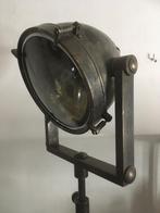 Industriële messing lamp op statief, Maison & Meubles, Lampes | Lampadaires, Enlèvement ou Envoi