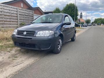 punto 1200 benzine is gekeurd voor verk euro 4, Auto's, Fiat, Voorwielaandrijving, Stof, 4 cilinders, Handgeschakeld
