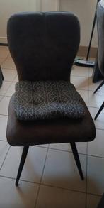 Meubels/kan ook apart verkocht worden, Ophalen