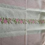 Jolie nappe et 8 serviettes, Ophalen, Zo goed als nieuw