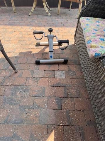 Stoelfiets beschikbaar voor biedingen