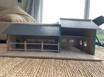 Mooie houten miniatuur kinderboerderij stal, Ophalen, Gebruikt, Meubelstuk of Keukentje
