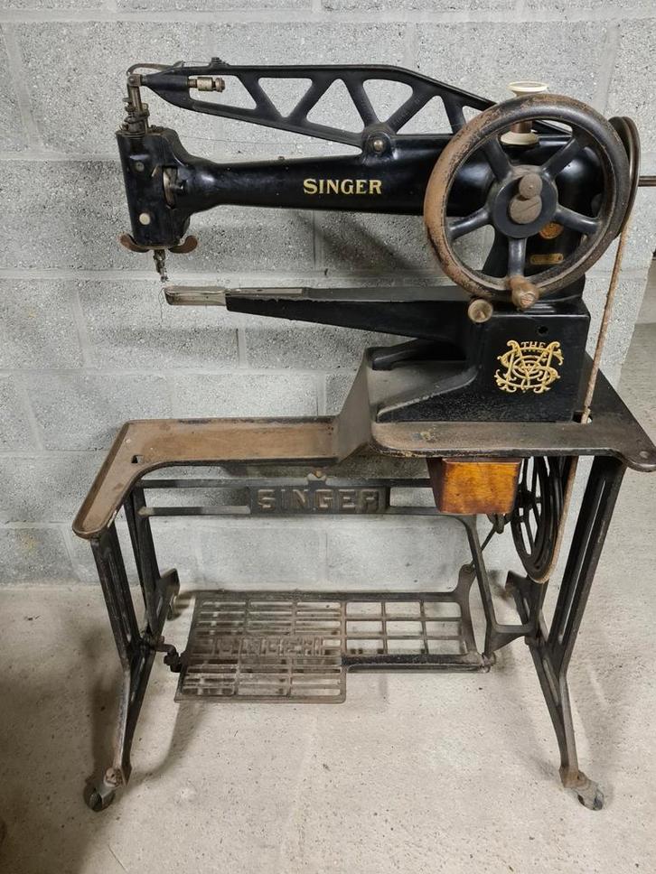 Singer schoenmakersnaaimachine  voor leder, zeilen, tenten, Antiquités & Art, Antiquités | Machines à coudre, Enlèvement