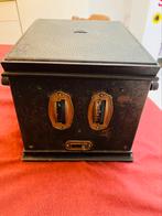 Telefunken dekselradio in ijzer 22x19x25 cm., Antiek en Kunst, Ophalen