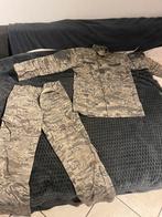 Legerbroek en jas, Ophalen, Gedragen