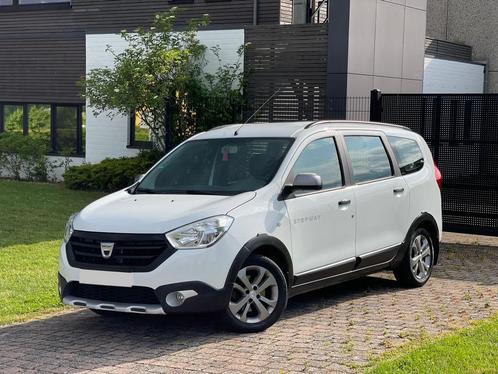 Dacia Lodgy Stepway 1.2 benzine Euro 6b, Auto's, Dacia, Particulier, Lodgy, Airbags, Airconditioning, Alarm, Android Auto, Autonomous Driving