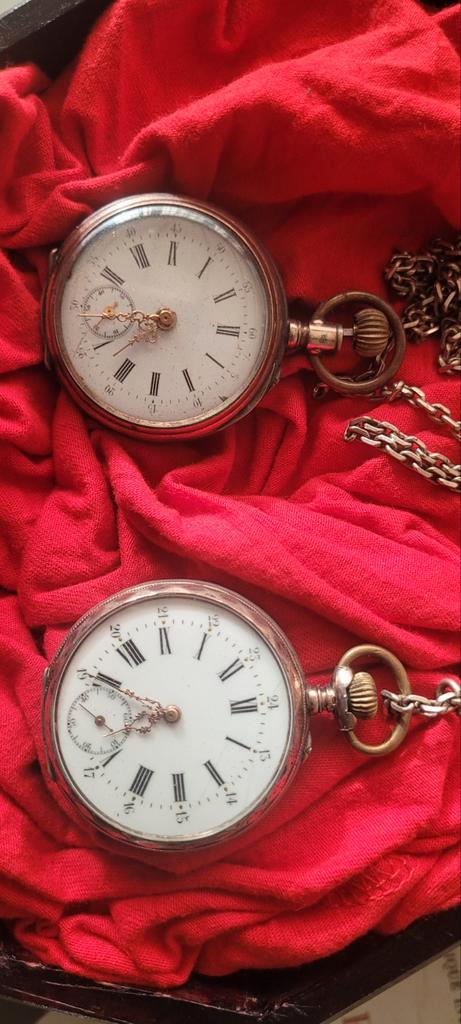 2 oude zakhorloges mogelijk zilver., Antiek en Kunst, Antiek | Zilver en Goud, Zilver, Ophalen