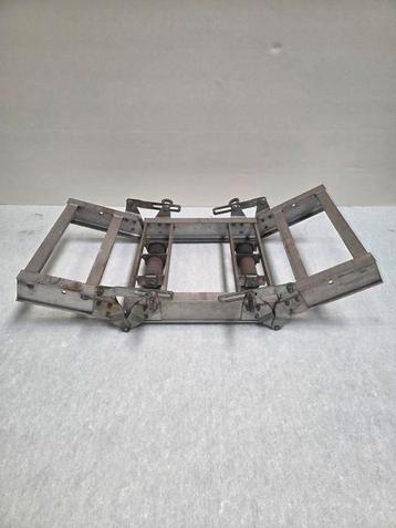 Knik stuk voor Comabi lift.  beschikbaar voor biedingen