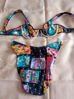 Tweekleurige bikini met bloemen, Kleding | Dames, Badmode en Zwemkleding, Nieuw, Bikini, Ophalen, BeachLife