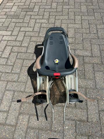 Qibble Kinderstoeltje  beschikbaar voor biedingen