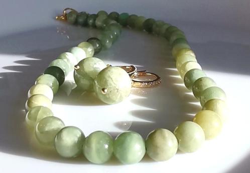 Tsavoriet ketting met oorbellen, Handtassen en Accessoires, Kettingen, Nieuw, Overige materialen, Groen, Met edelsteen, Ophalen of Verzenden