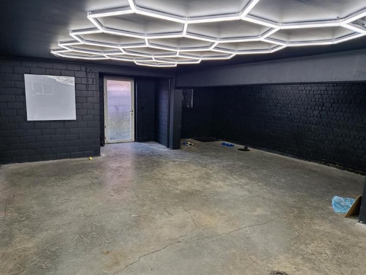 Magazijn 65 m2 in Deurne. Antwerpen, Immo, Garages en Parkeerplaatsen