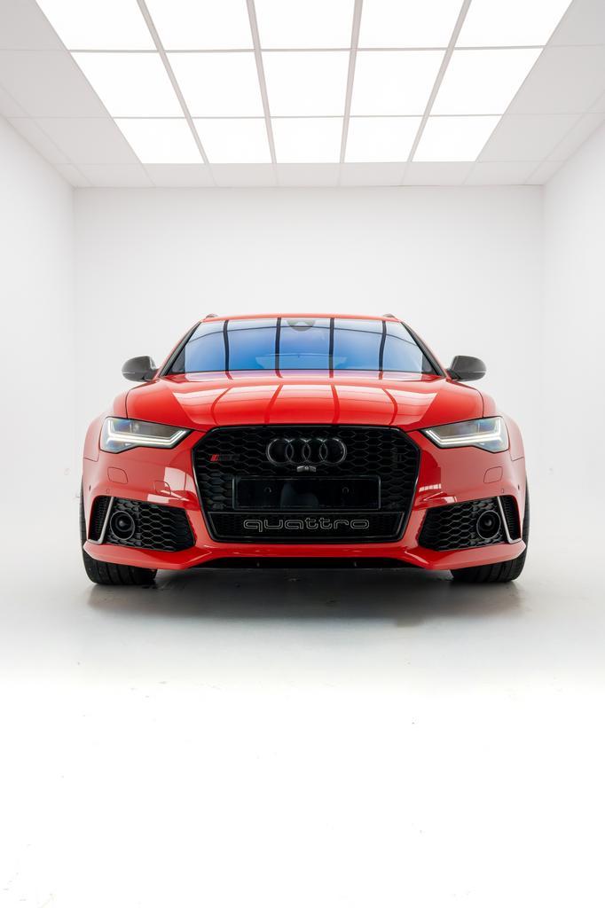 RS6 PERFORMANCE - FULL - MILTEK - FC BAYERN MÜNCHEN, Auto's, Audi, Particulier, RS6, Benzine, Euro 5, Break, 5 deurs, Automaat