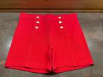 Dames short rood, Kleding | Dames, Broeken en Pantalons, Maat 38/40 (M), Kort, Verzenden, Zo goed als nieuw