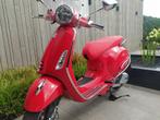Vespa 125 primavera red edition, Scooter, Particulier, 125 cc, 11 kW of minder