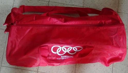 Sporttas Coca Cola Olympic Spirit, Handtassen en Accessoires, Tassen | Sporttassen, Nieuw, Unisex volwassen, Ophalen of Verzenden