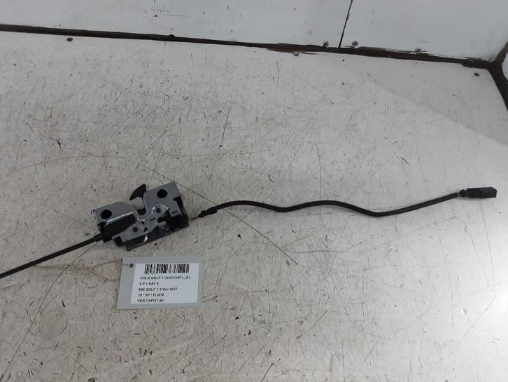 MOTORKAP SLOT Volkswagen Golf VII (AUA) (5G1823509D), Auto-onderdelen, Carrosserie, Volkswagen, Gebruikt